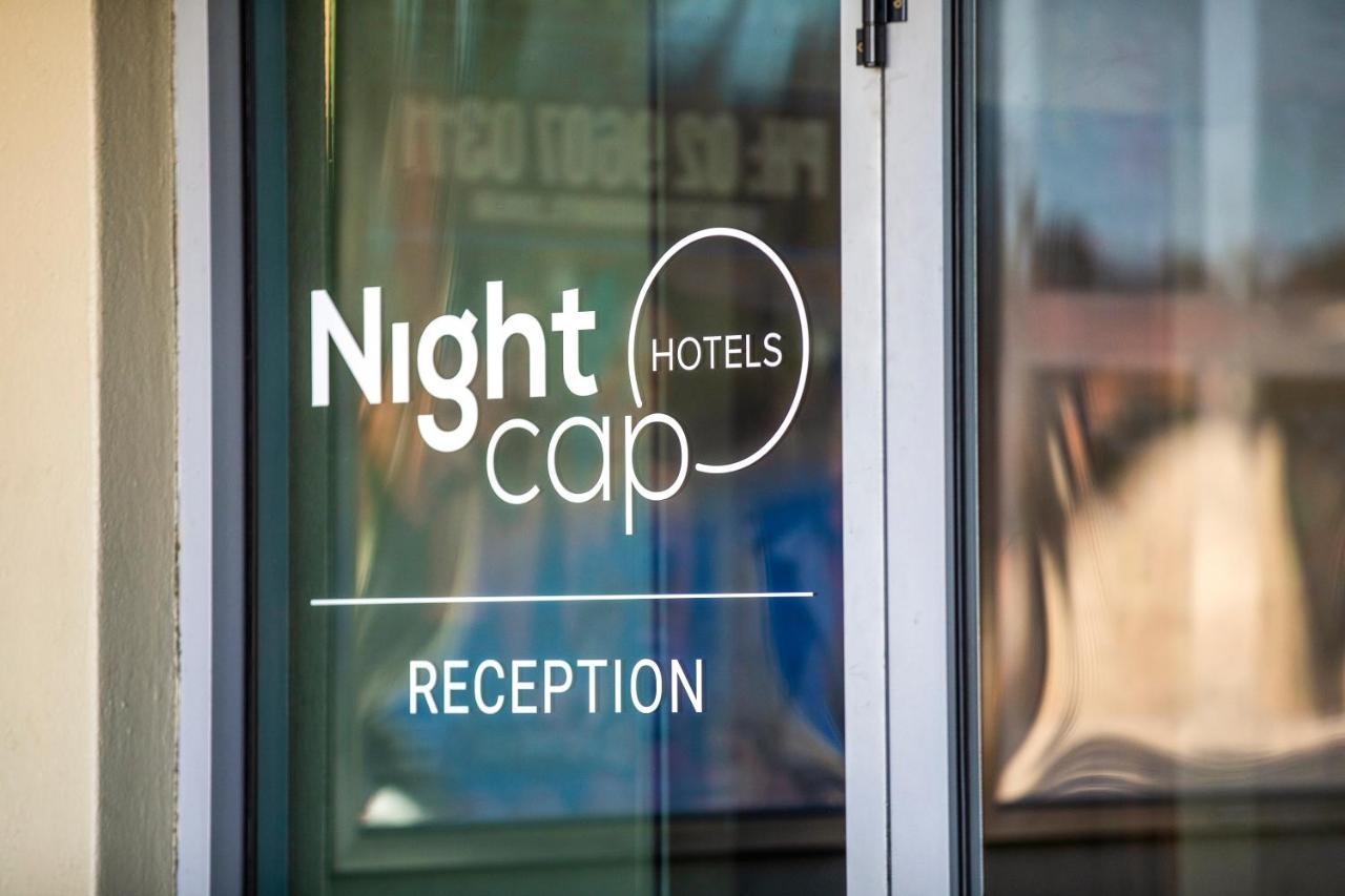 Nightcap At Pritchards Hotel Mount Pritchard Exterior photo